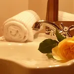 布鲁城堡公寓